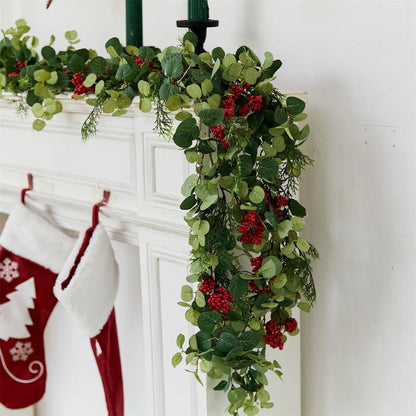 6.3ft Christmas Berry Garland – Artificial Leaf Holiday Décor