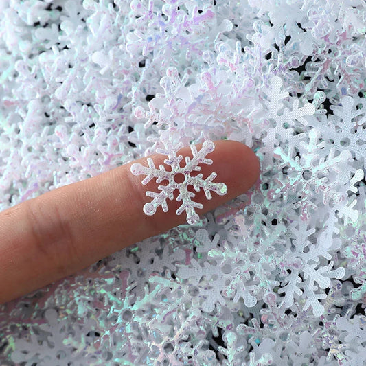 300pcs Snowflake Confetti (2 cm / 0.8 in) – Christmas & Winter Party Décor